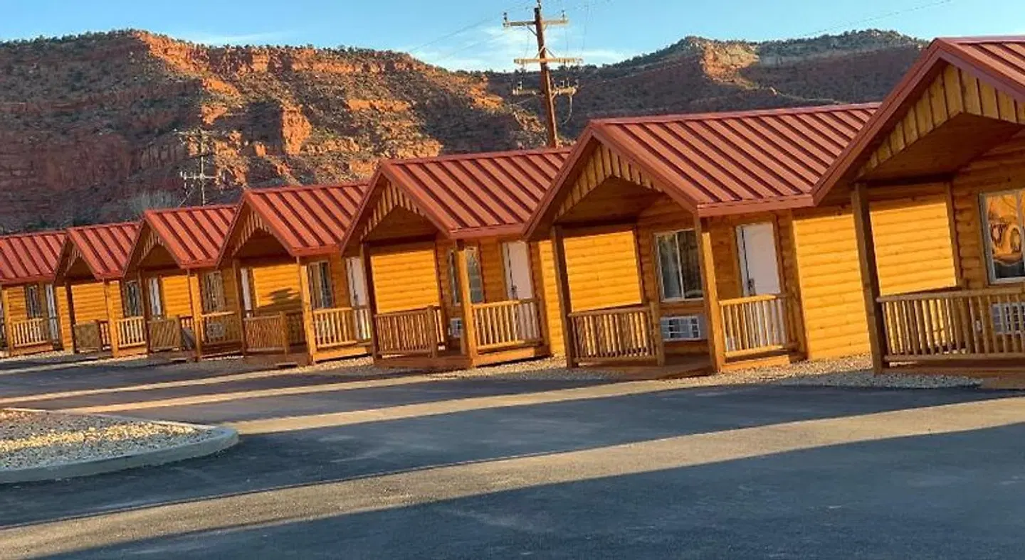 Red Canyon Cabins EXTERIOR