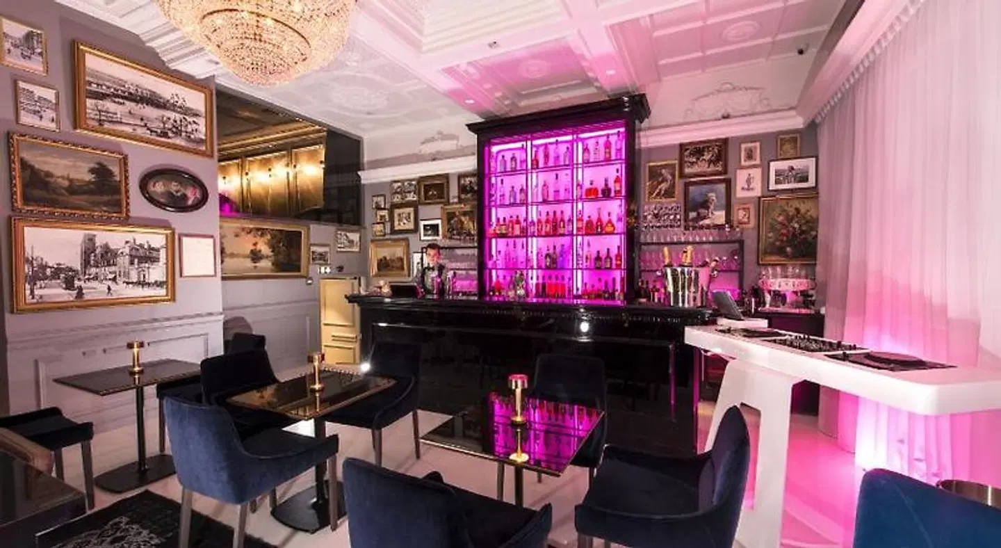 Vertigo Hotel Bar