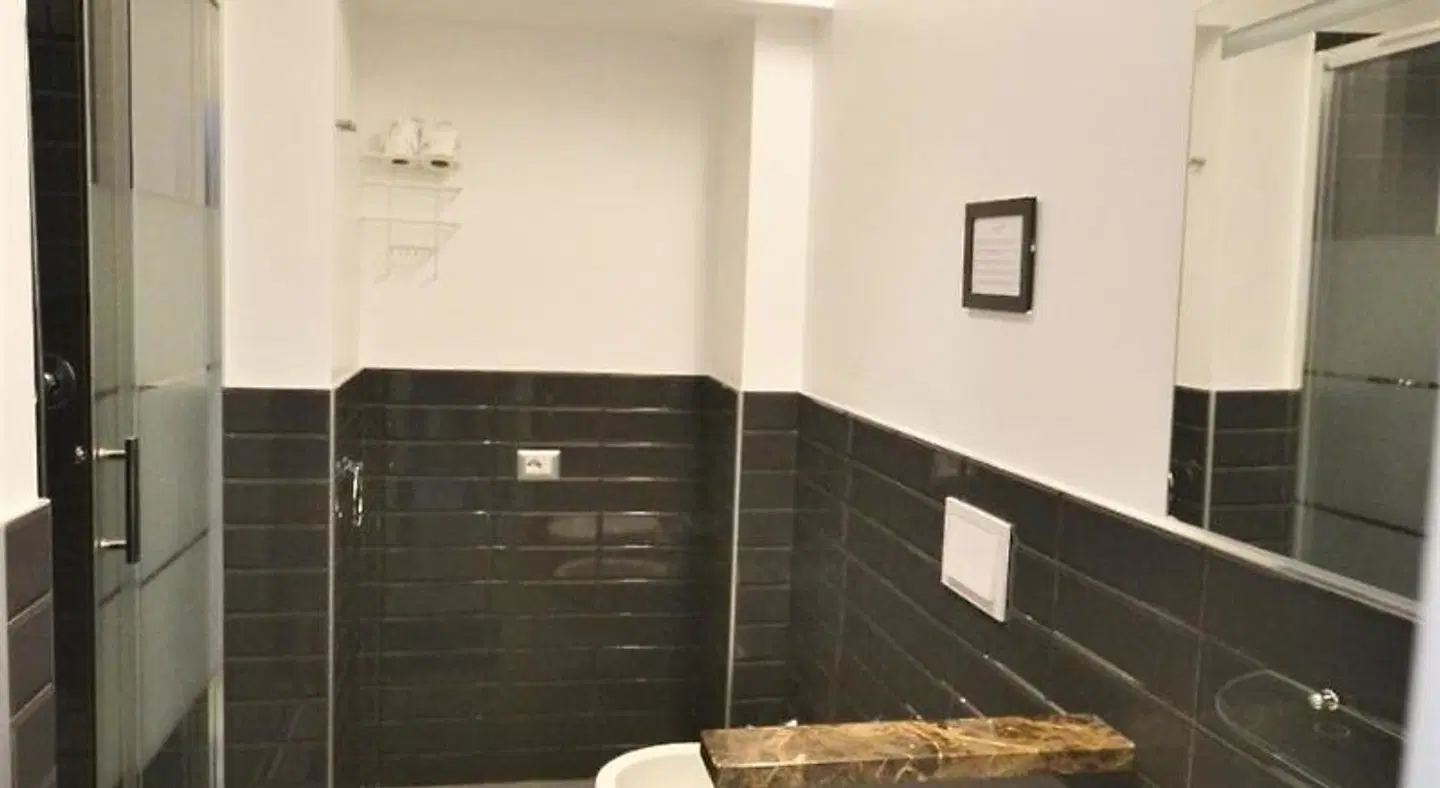 B&B Home 77 Badezimmer