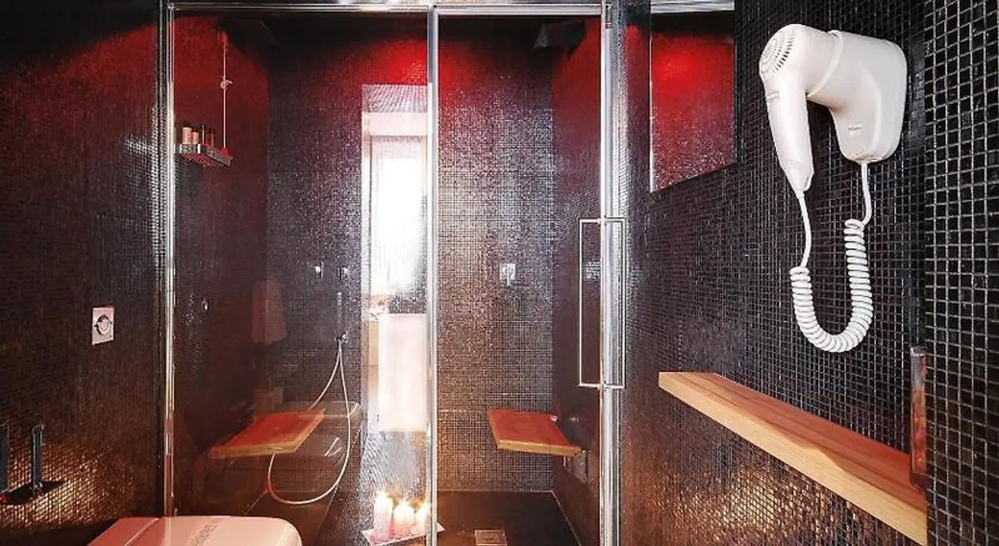 Sun Suite Luxury Pantheon Badezimmer