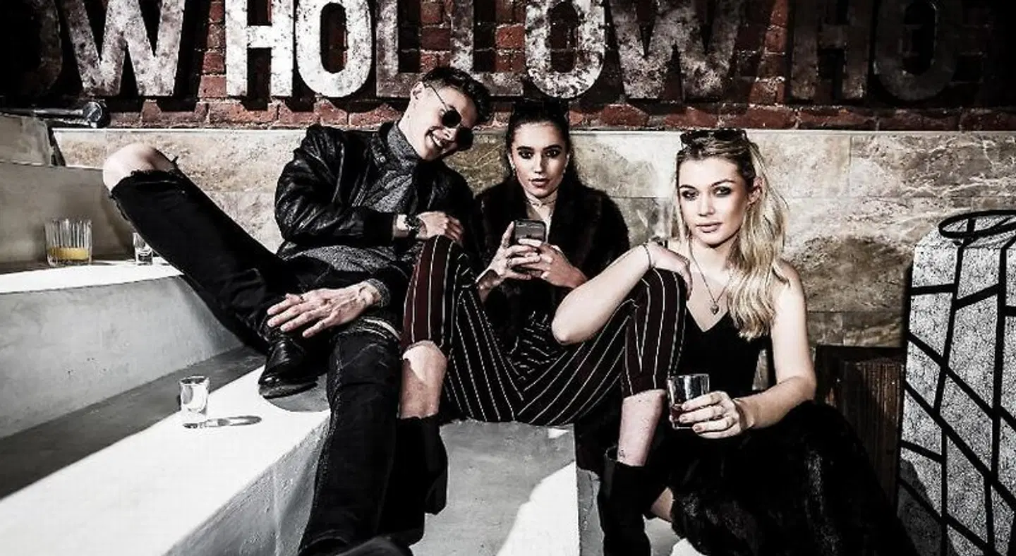 The Cow Hollow Hotel PEOPLE