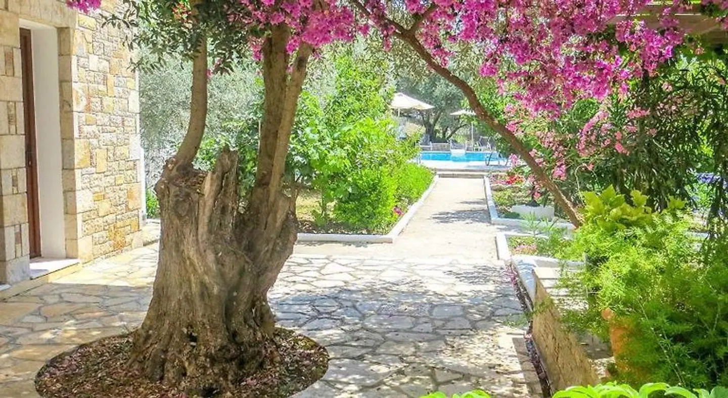 Kerveli Luxury Villa LANDSCAPE