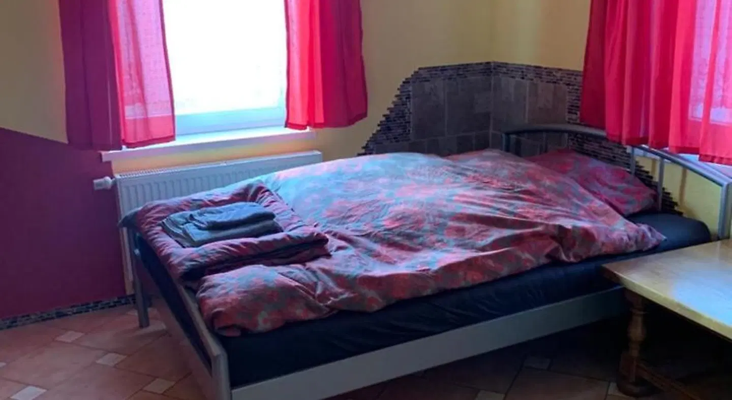 SXF ROOM_EXAMPLE