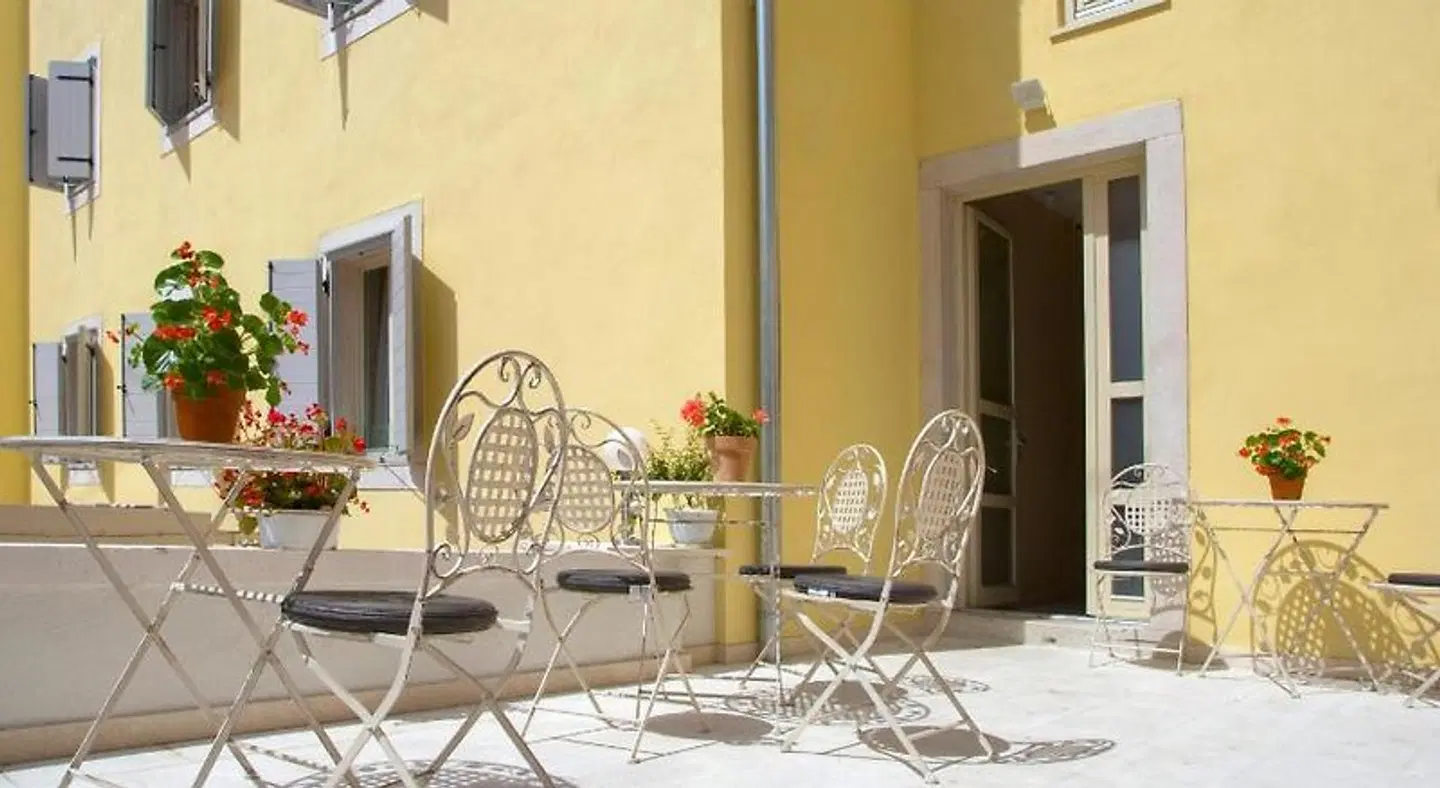 Aspalathos Residence Terrasse