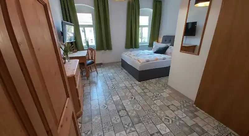 Zur Eiche – Hotelfoto