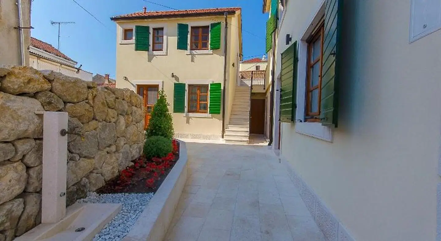 Hostel Dvor EXTERIOR