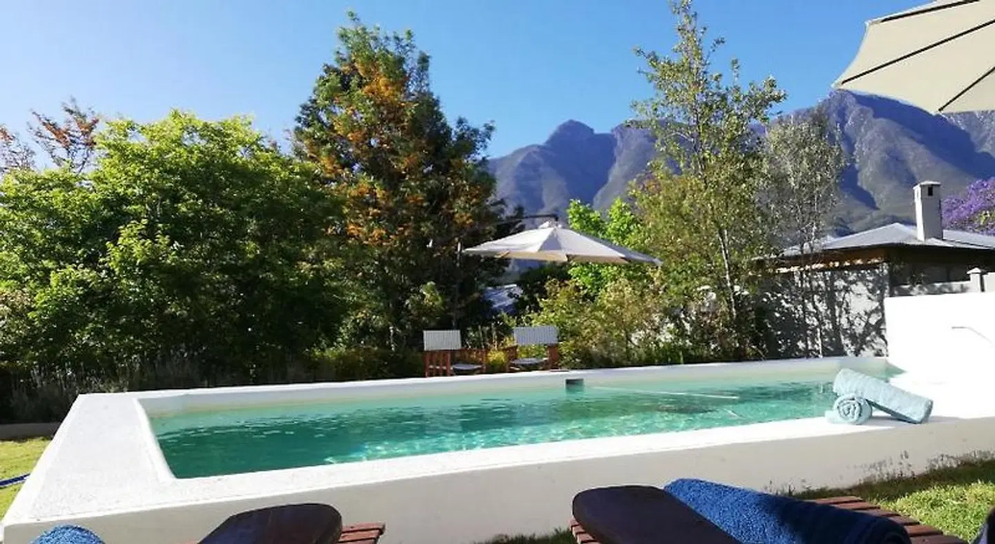 The View Swellendam OUTDOOR_POOL