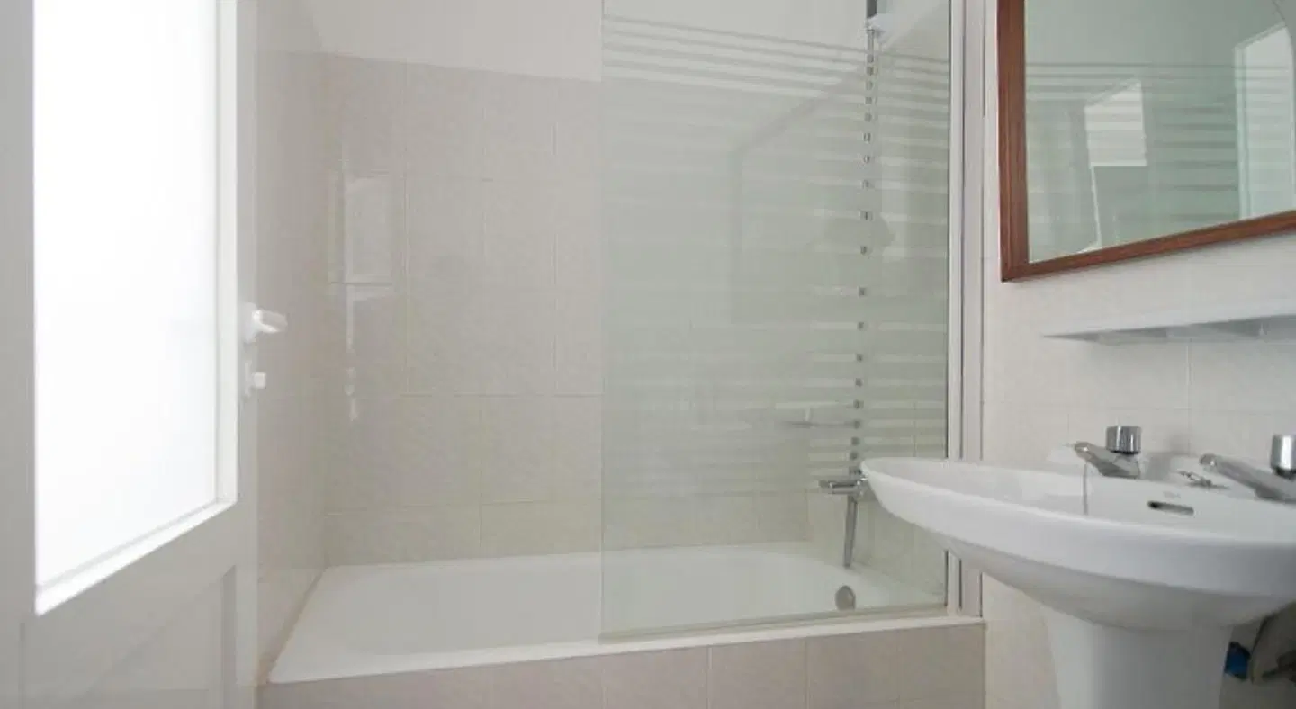 Capri Hostal Badezimmer