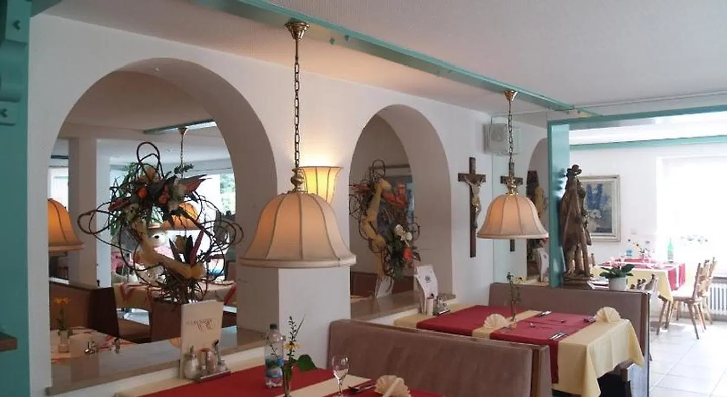 Justina LOUNGE_LOBBY