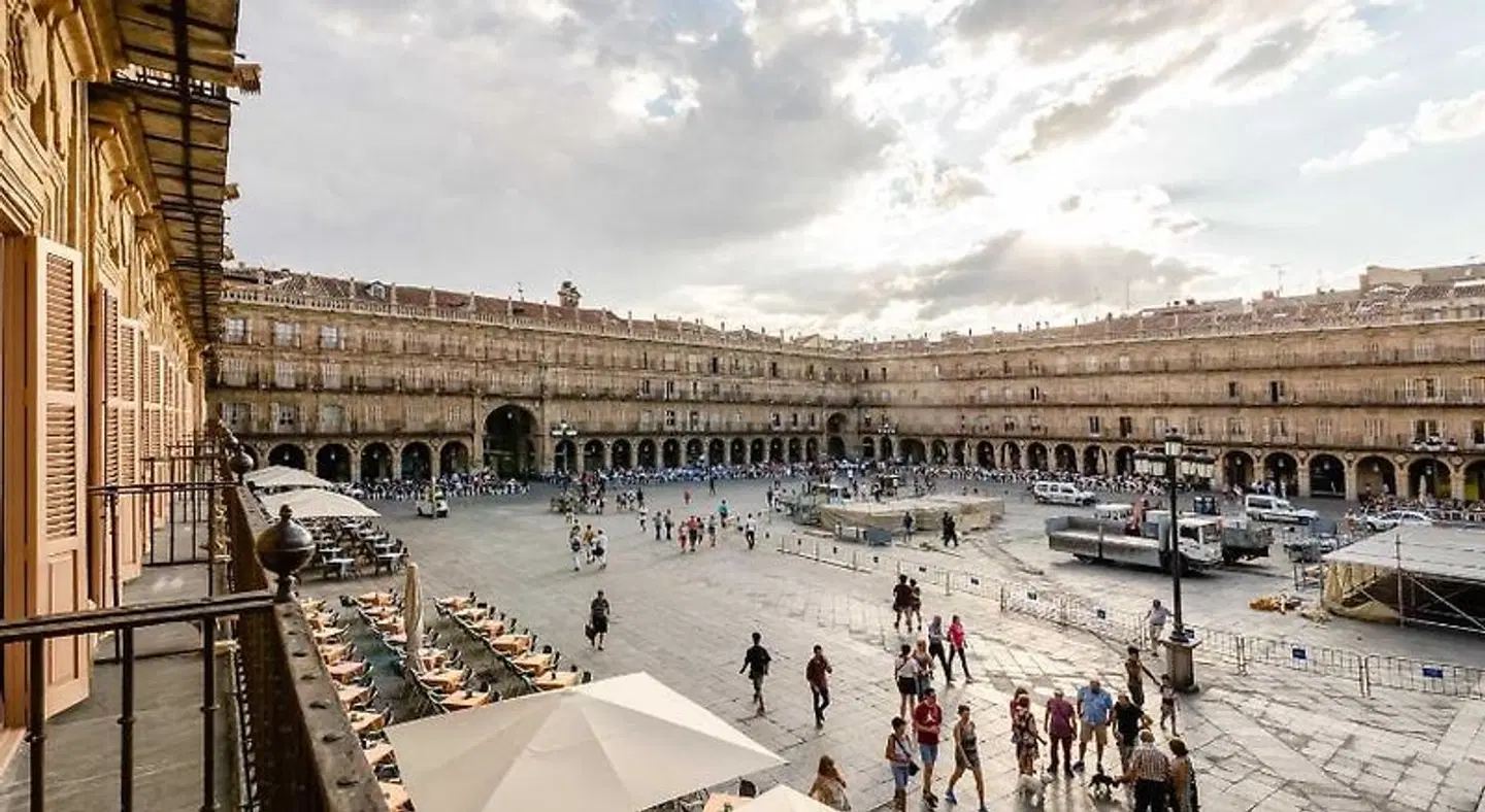 Salamanca Luxury Plaza EXTERIOR