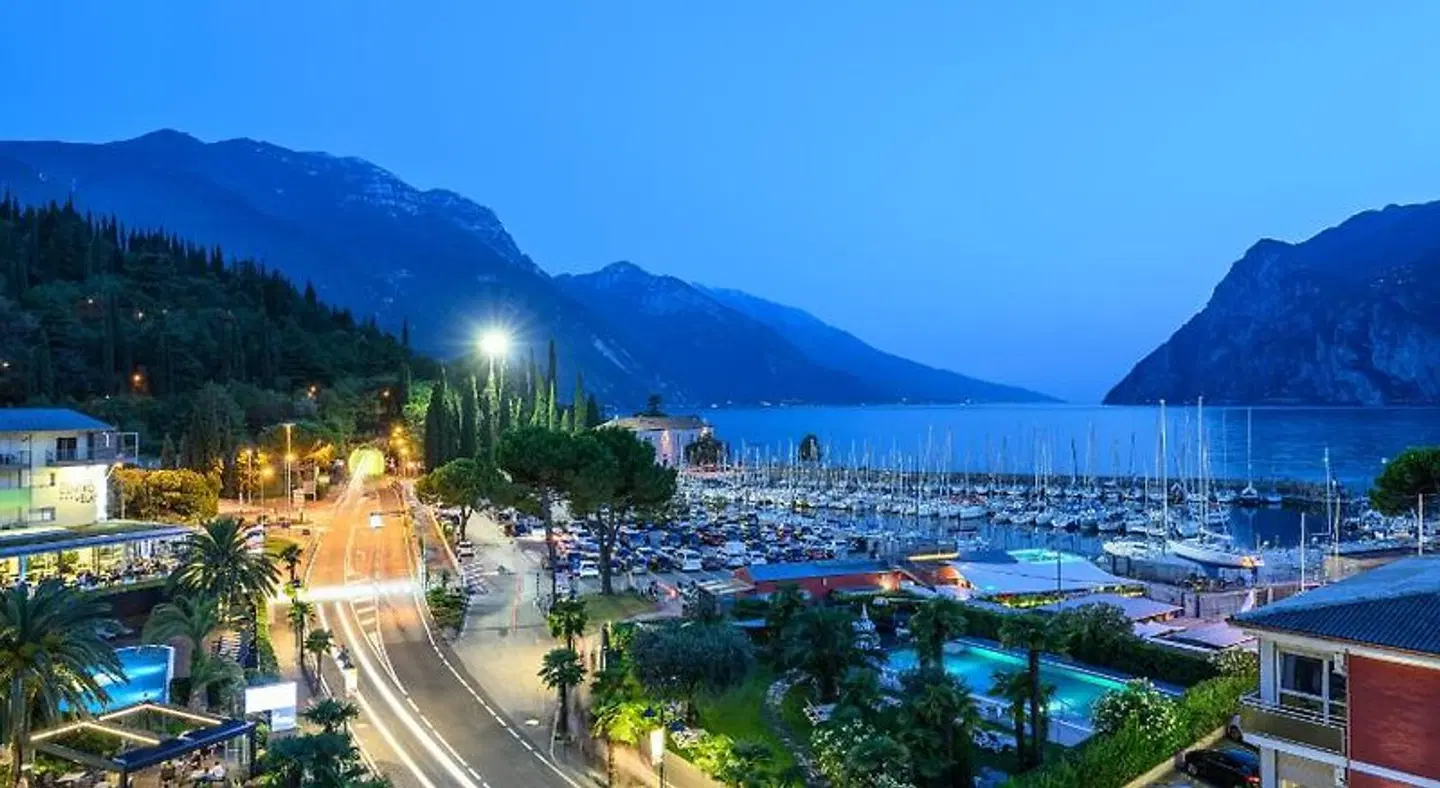 Riviera LANDSCAPE