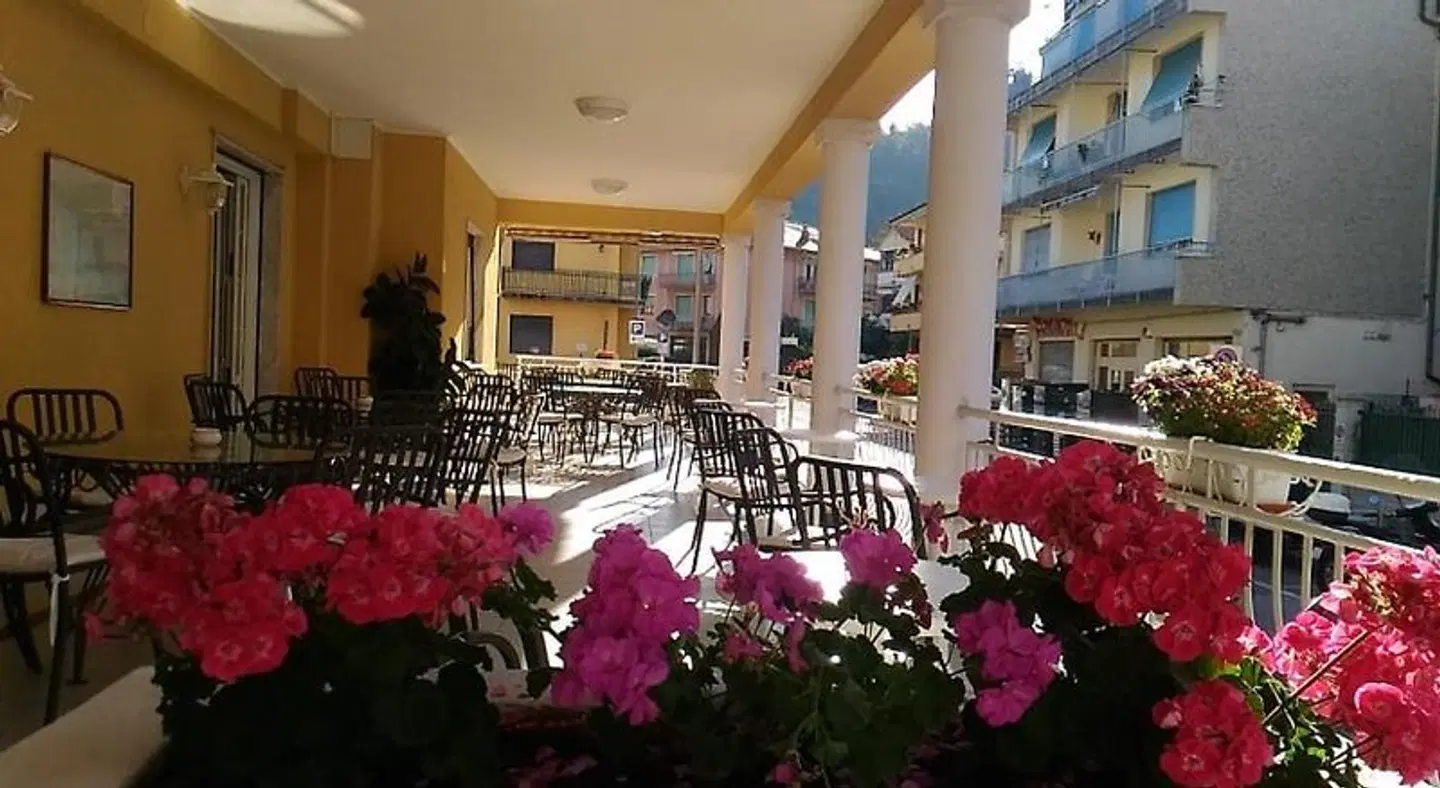 Hotel Dora LOUNGE_LOBBY