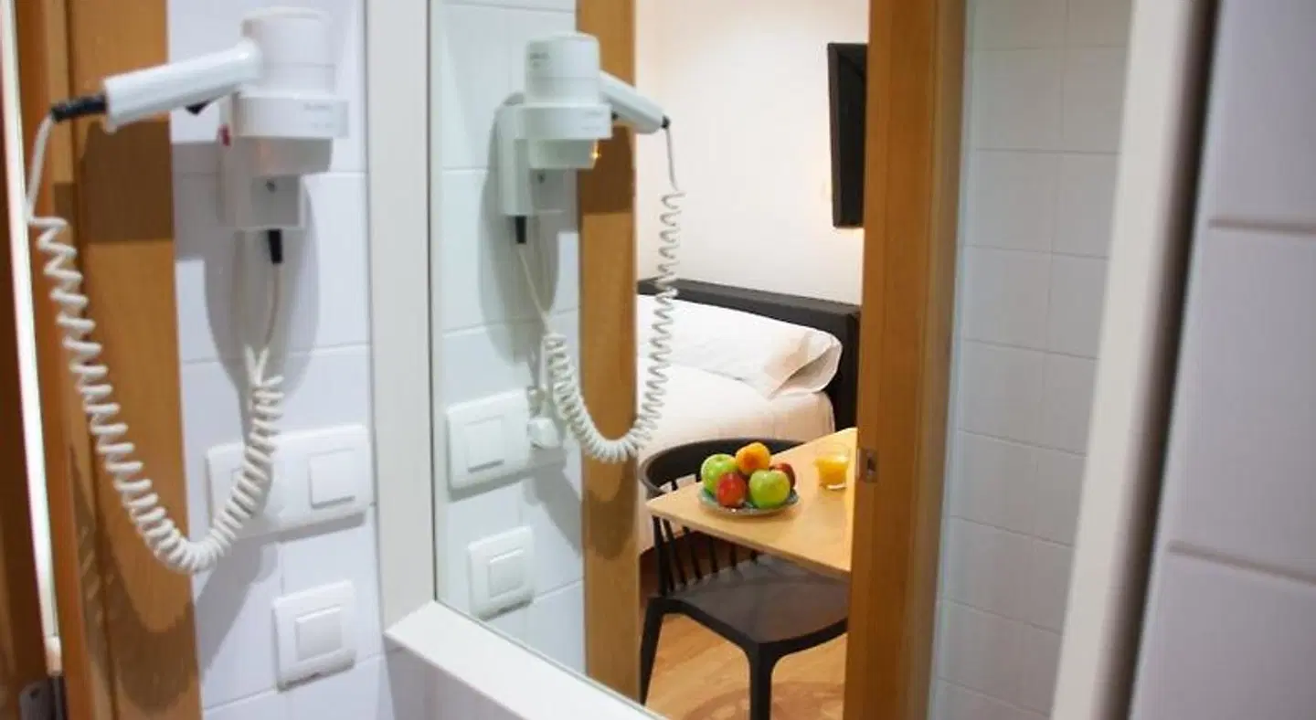 Hostal Evolución ROOM_EXAMPLE