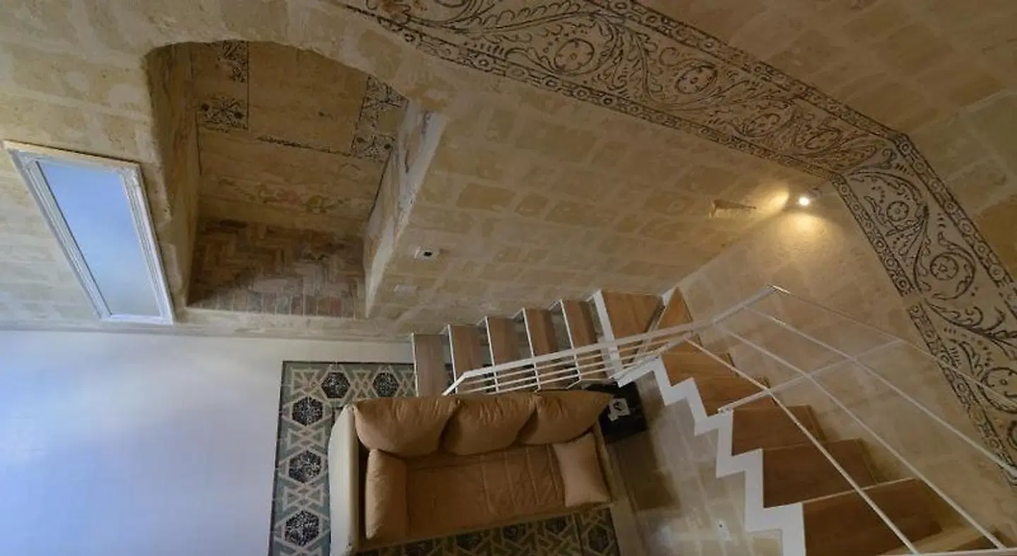 Comera ROOM_EXAMPLE