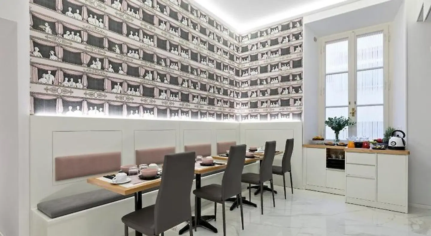 Cavour Suites Guest House - LGBTQIA friendly Restaurant