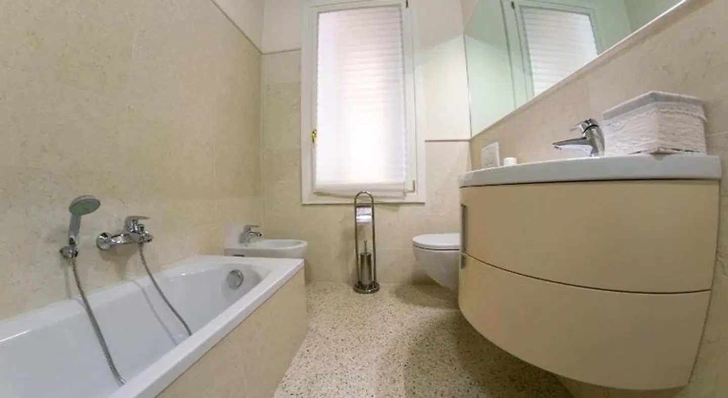 Juliet House Luxury Apartments Badezimmer