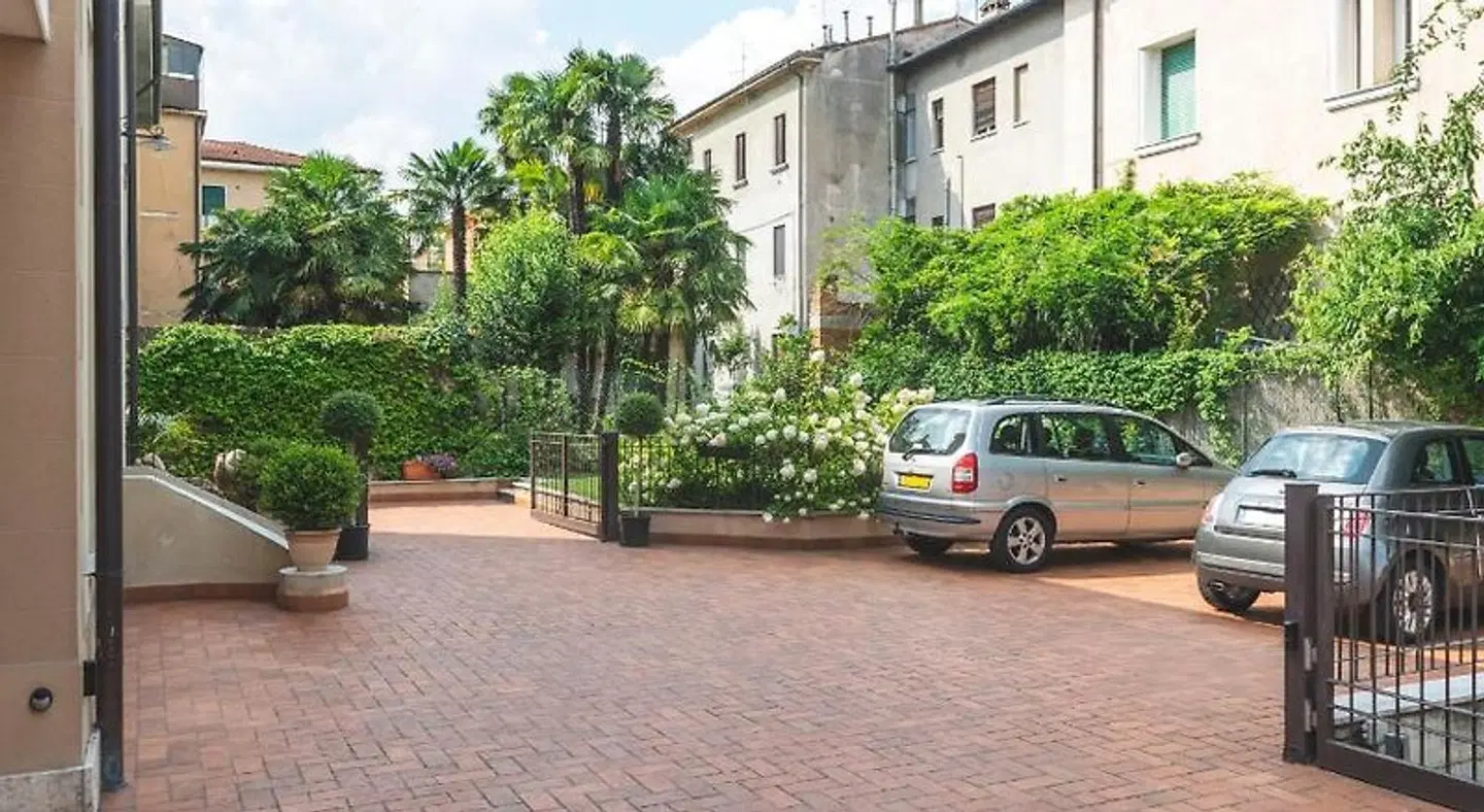 Juliet House Luxury Apartments Garten
