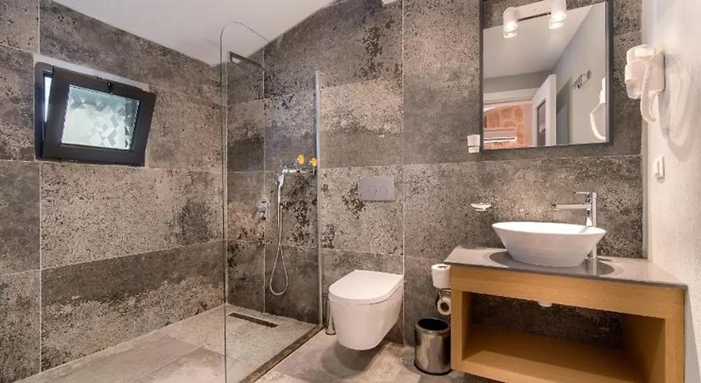 Isola12 Badezimmer
