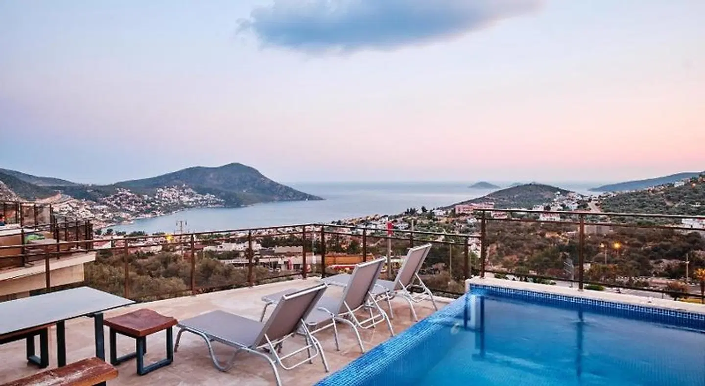 Hatice Sultan Butik Apart OUTDOOR_POOL