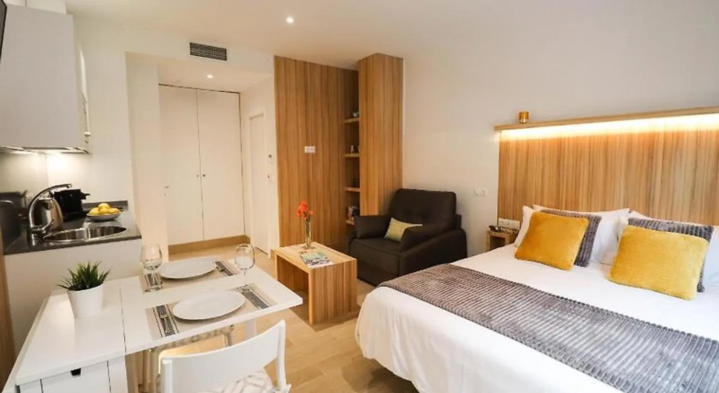 CIELO Madrid Studios ROOM_EXAMPLE