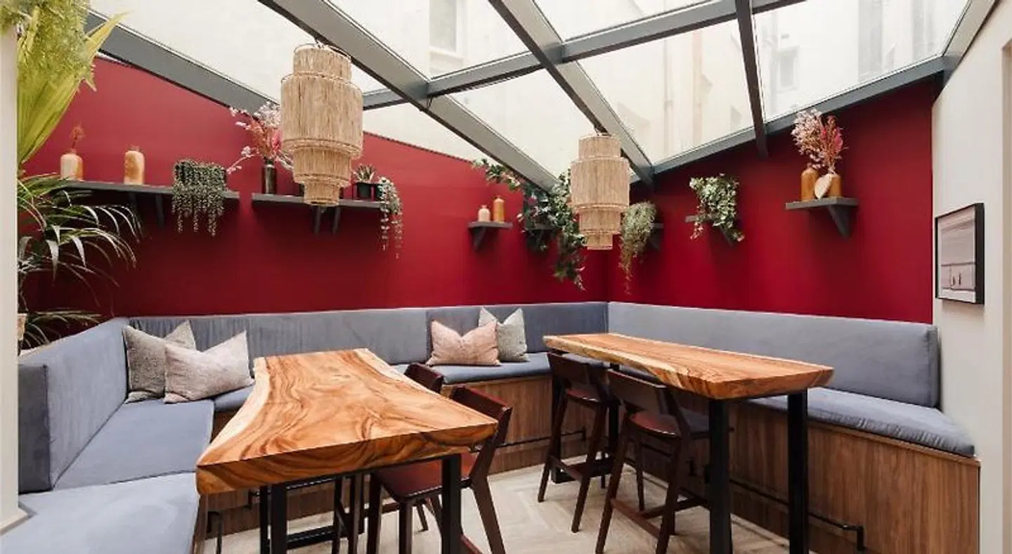 Yelo Hotel Restaurant