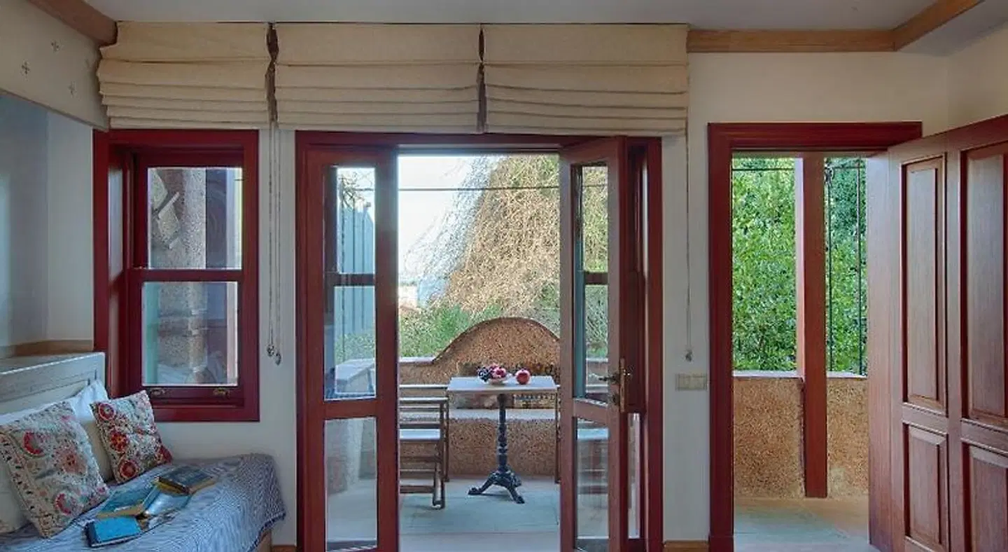 Hotel Empress Zoe ROOM_EXAMPLE