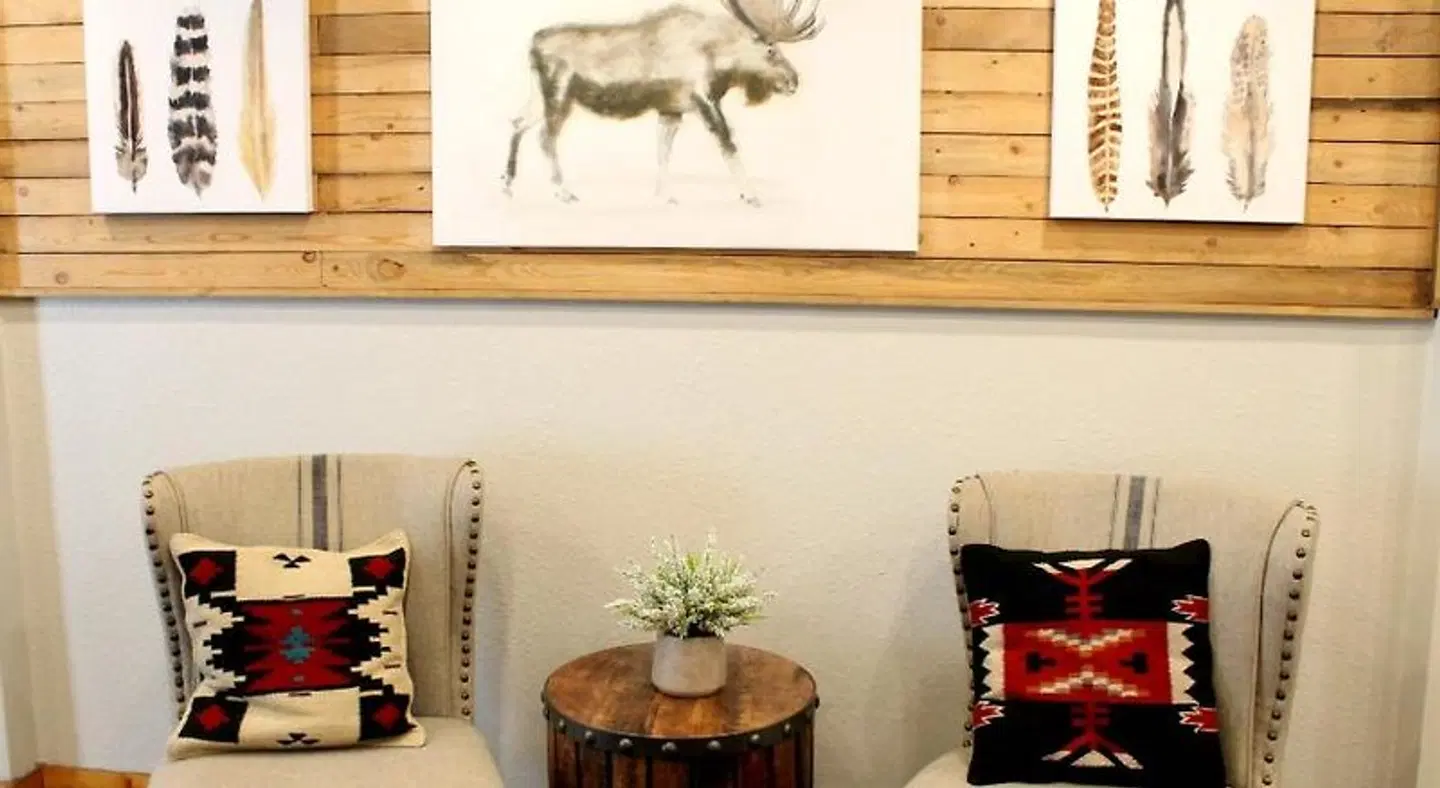 Moose Creek Inn ROOM_EXAMPLE
