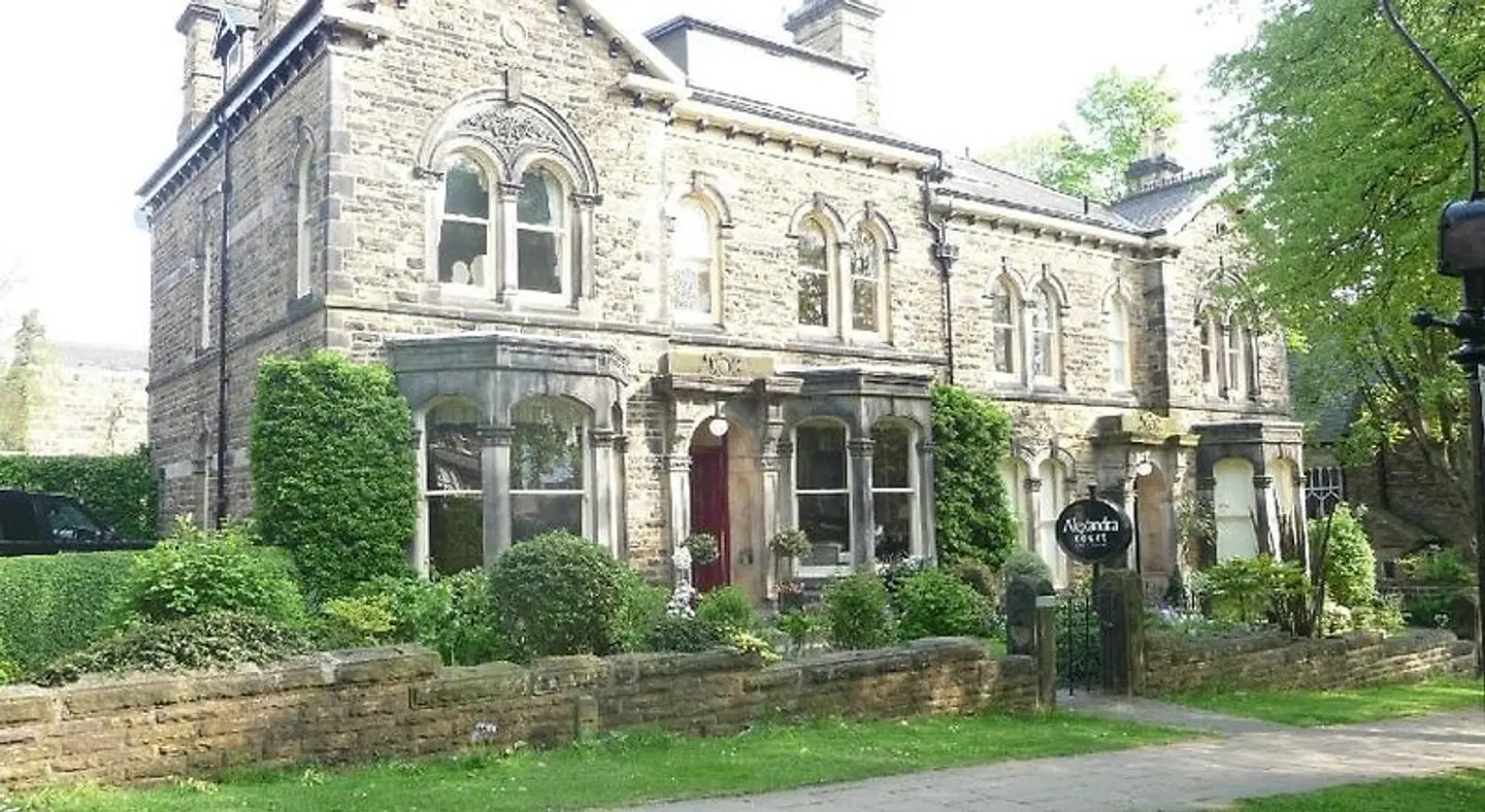 Alexandra Court EXTERIOR