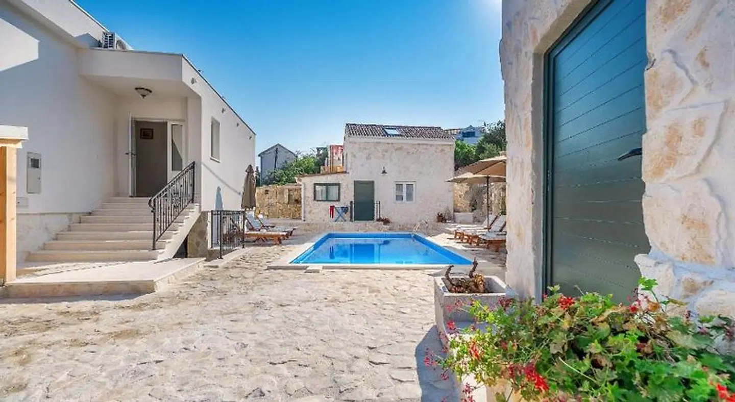 Villa Trau dOro OUTDOOR_POOL