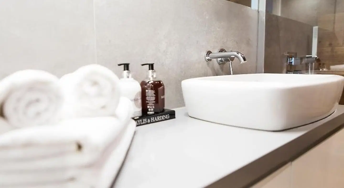 Homewell Apartments Maraton Gardens Badezimmer