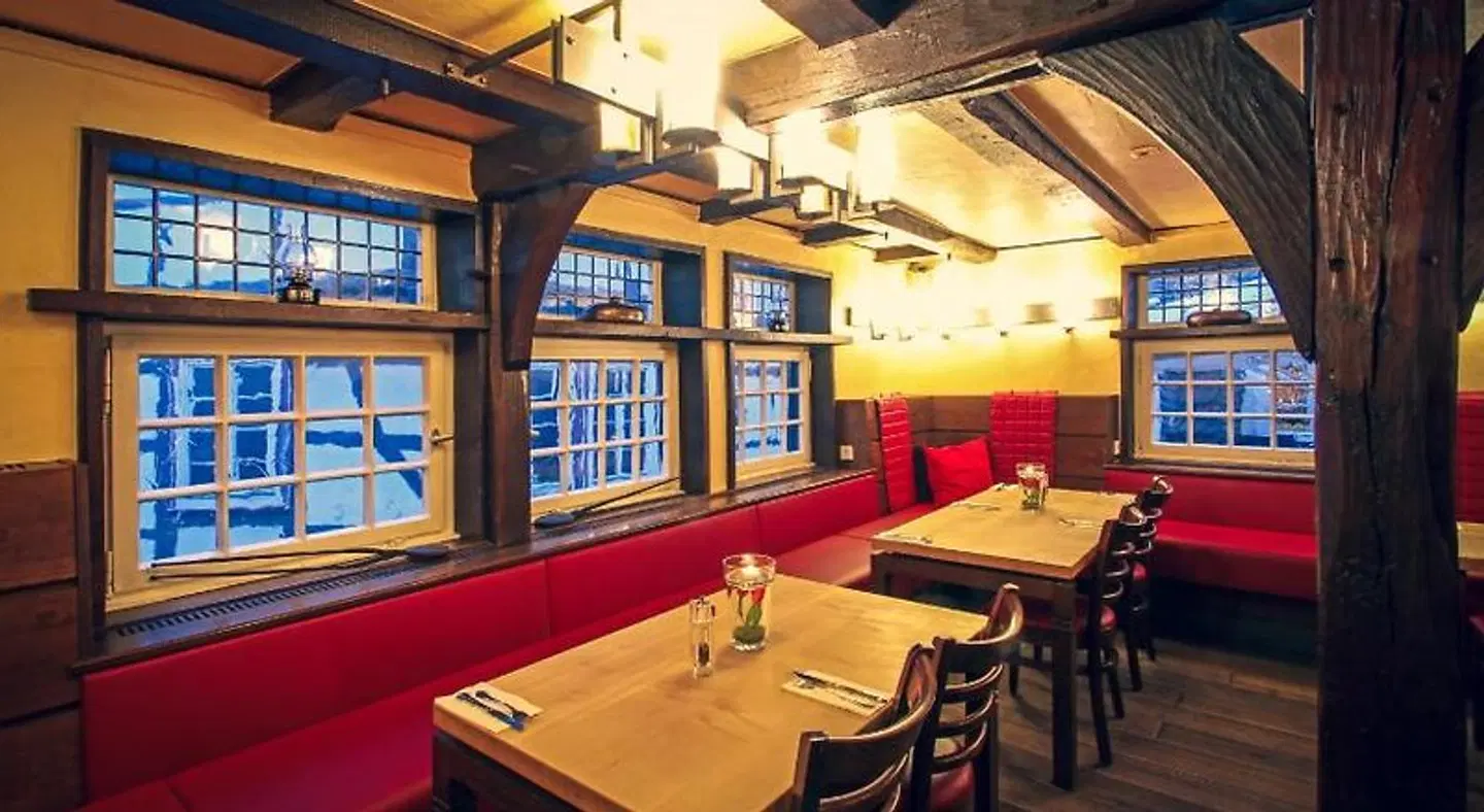 Zur alten Krone LOUNGE_LOBBY