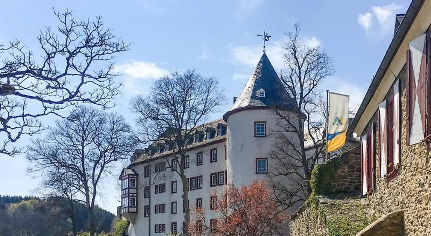 Kramer EXTERIOR