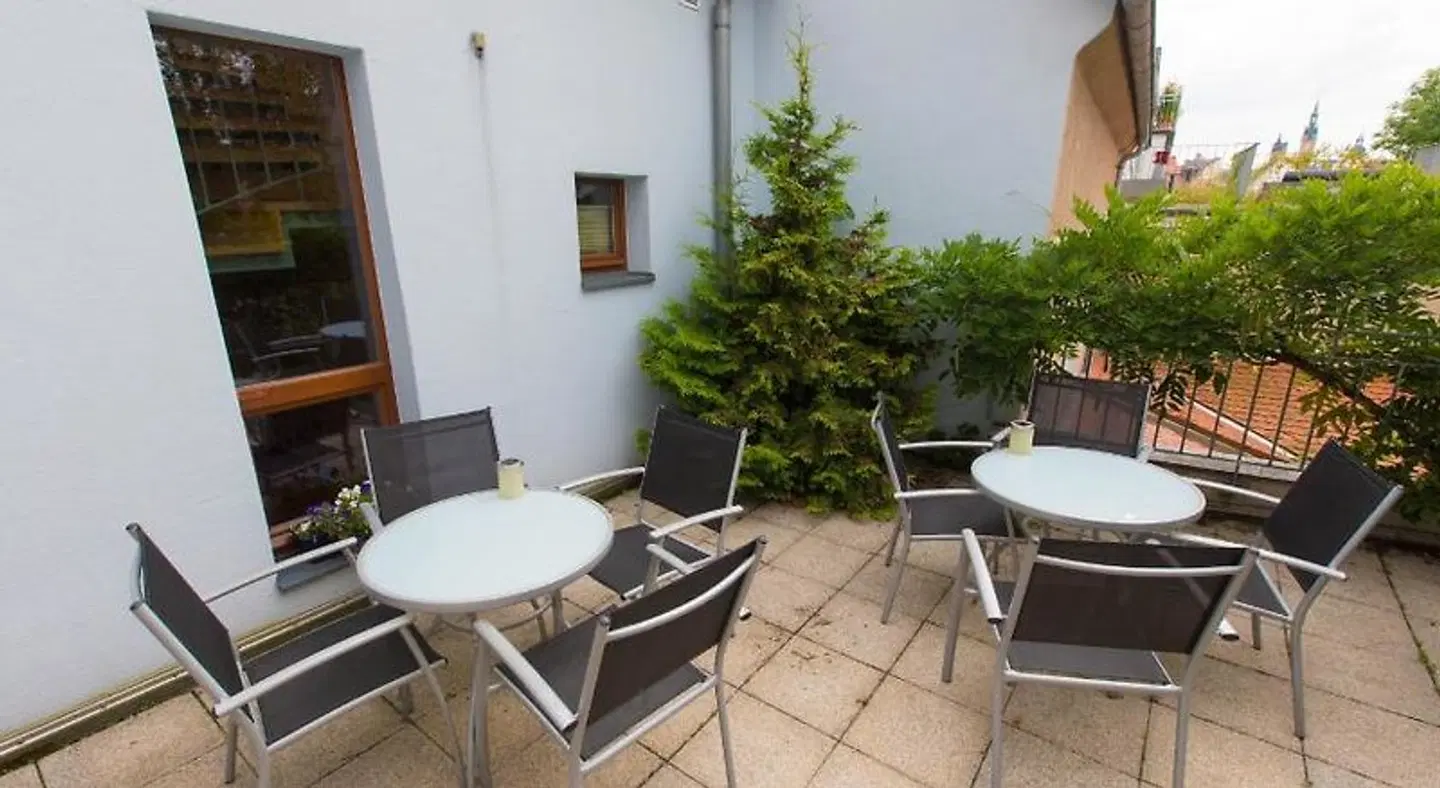 Blaue Blume Terrasse