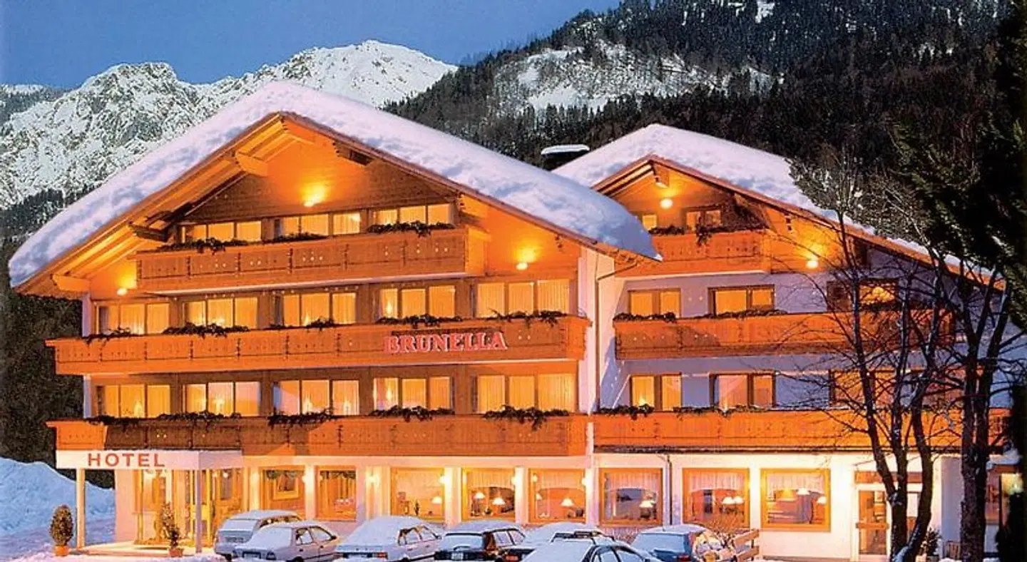 Hotel Brunella EXTERIOR