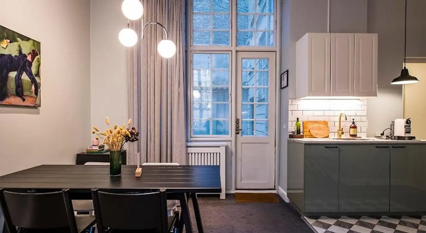 The Citadel Apartments - Into This Place ROOM_EXAMPLE