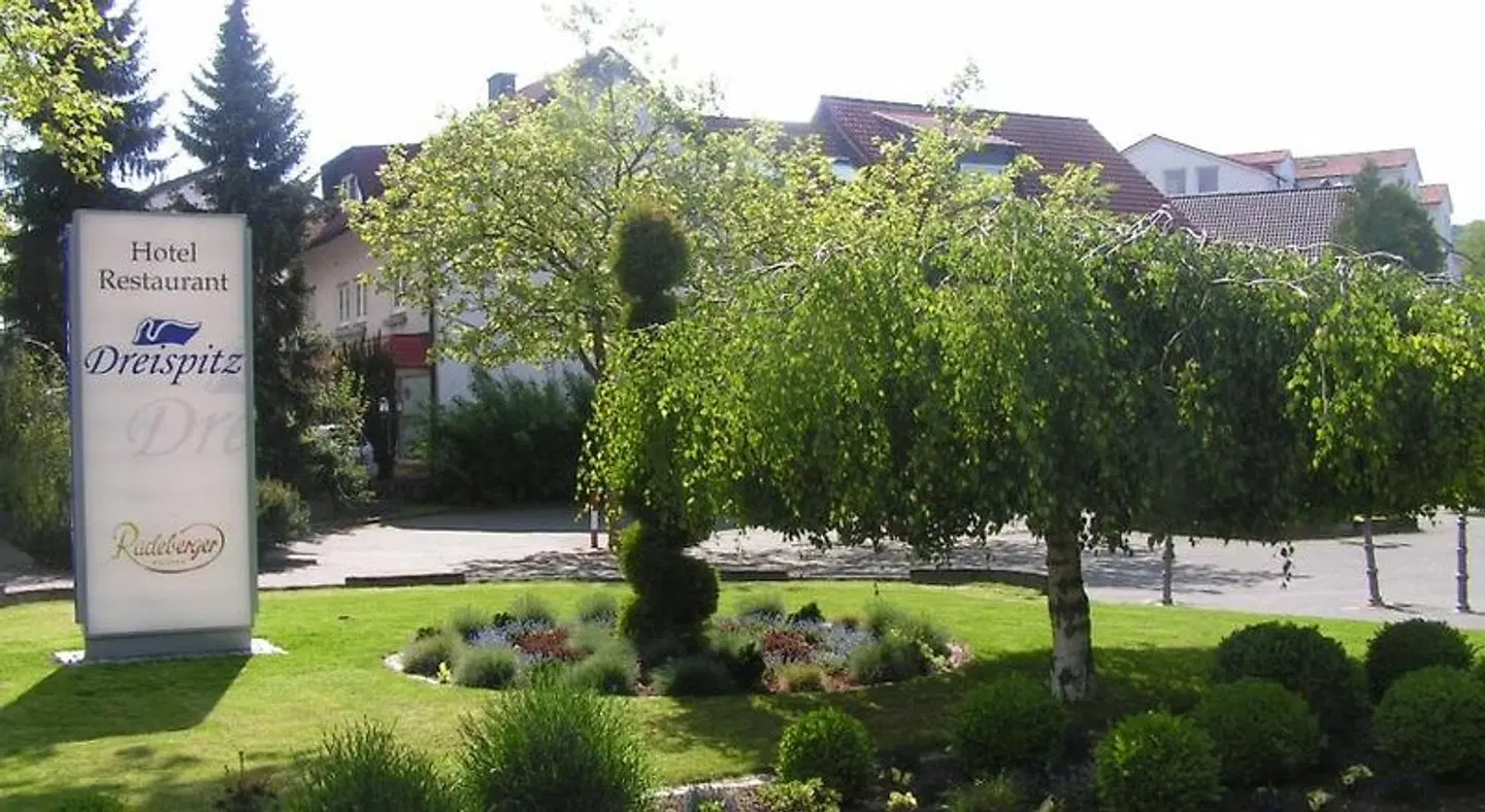 Zur Dreispitz Garten