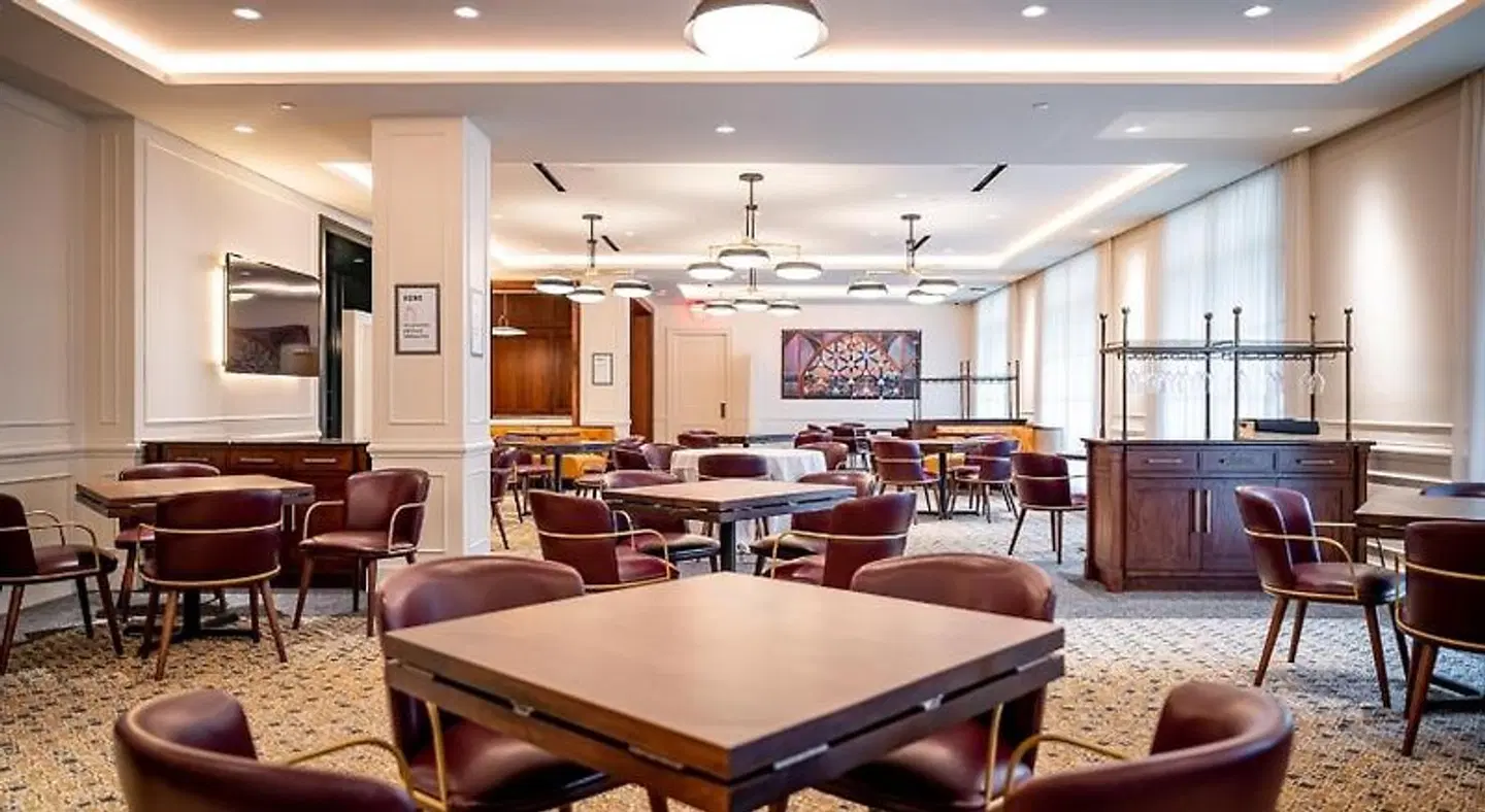 Morris Inn at Notre Dame LOUNGE_LOBBY