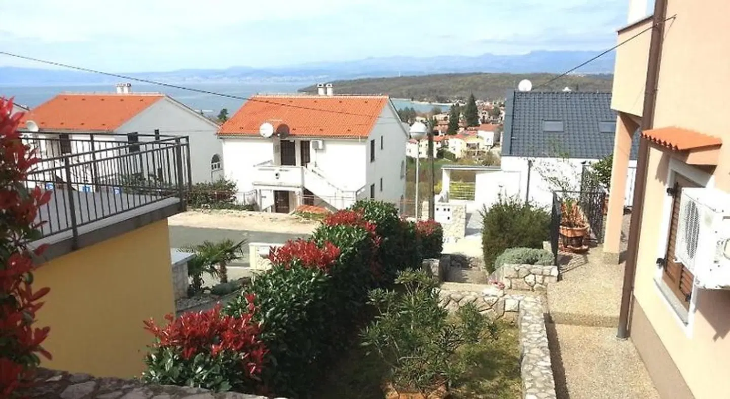 Guarda alla vita EXTERIOR