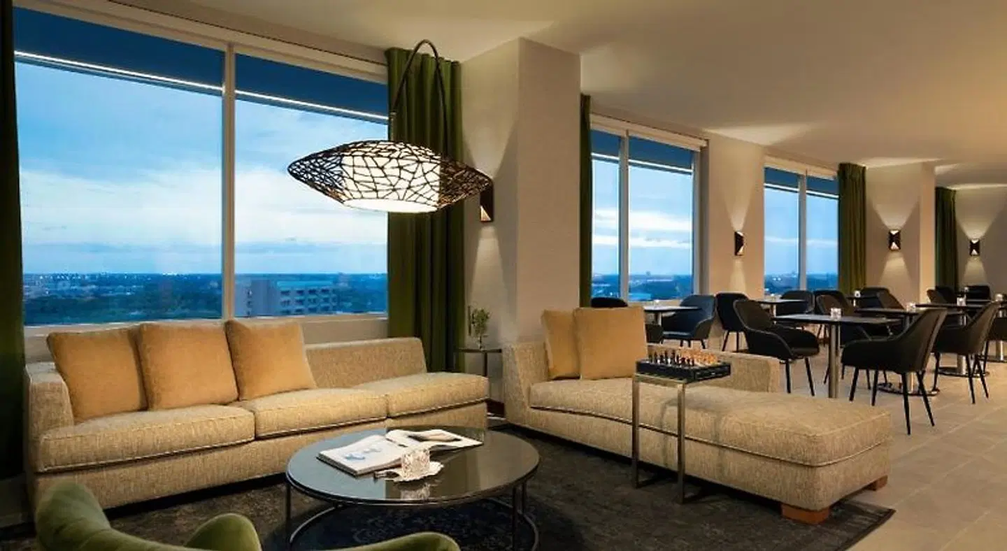 InterContinental Houston Medical Center by IHG LOUNGE_LOBBY