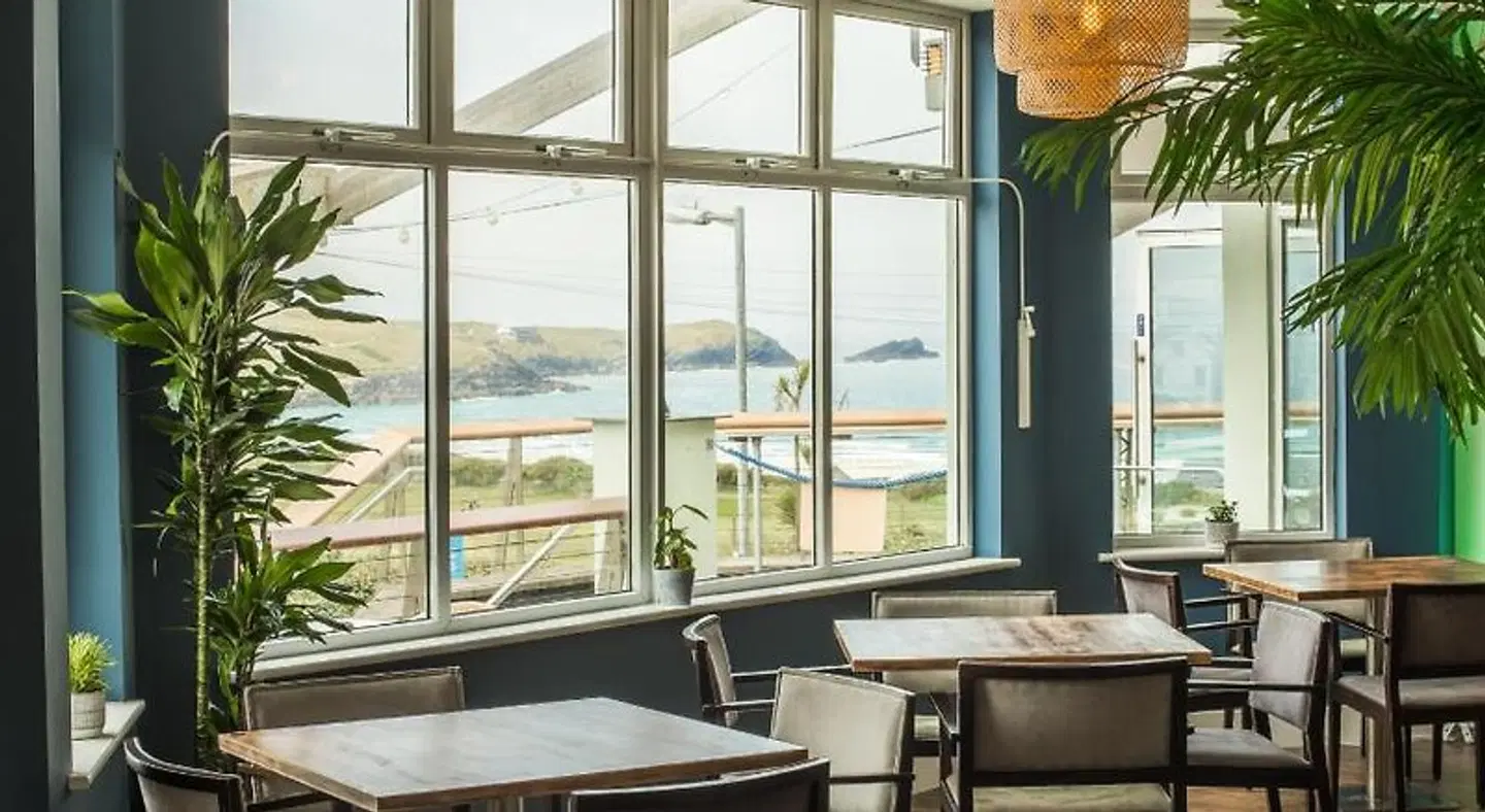 Oceanside Lifestyle Hotel Restaurant