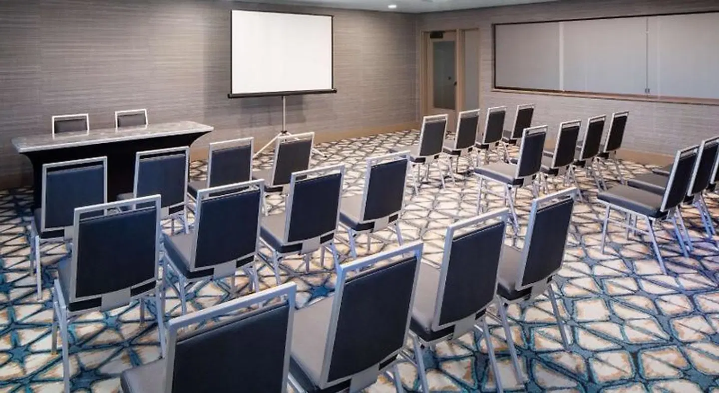DoubleTree by Hilton Ann Arbor North Konferenz