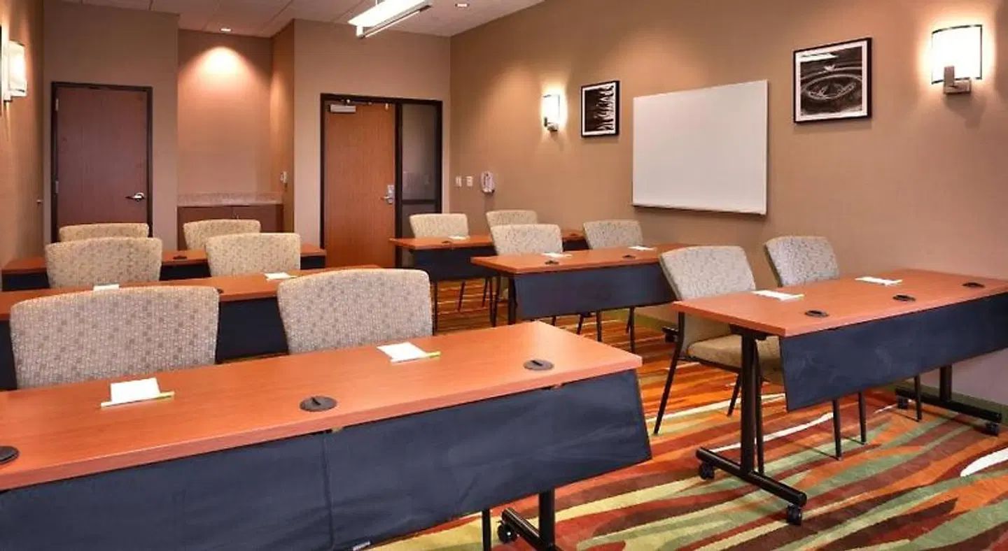 SpringHill Suites Coeur d'Alene ROOM_EXAMPLE