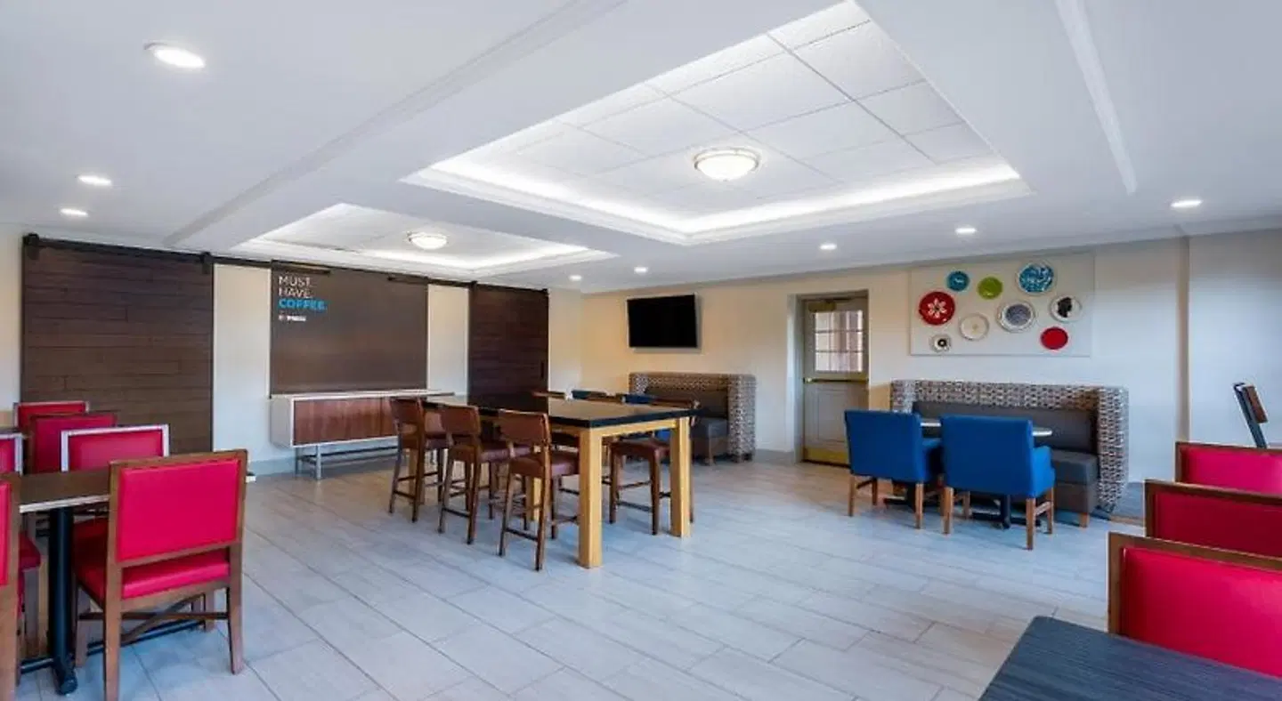Holiday Inn Express & Suites King Of Prussia by IHG Restaurant