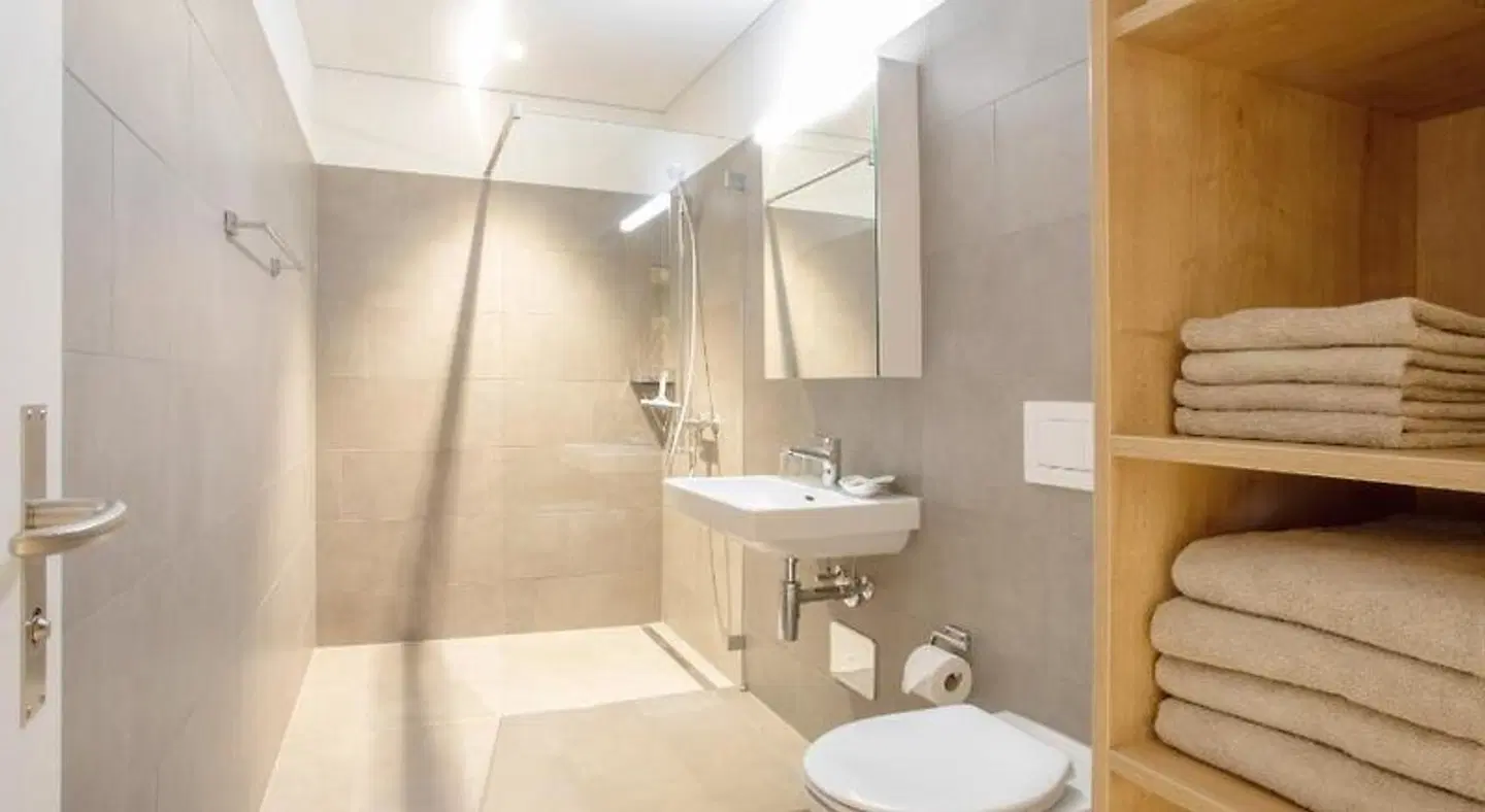 Tannenboden Badezimmer