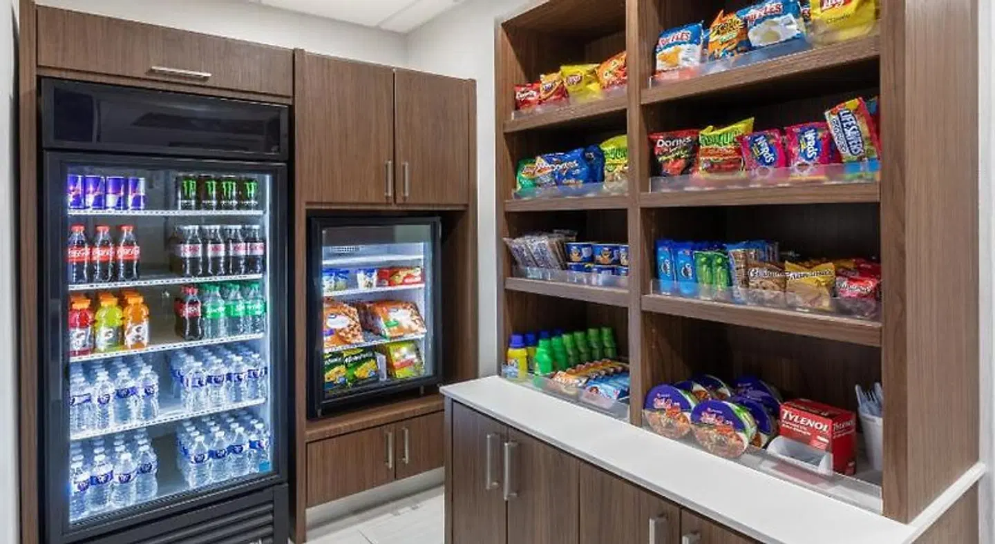 Holiday Inn Express & Suites Houston Space Ctr - Clear Lake by IHG Bar