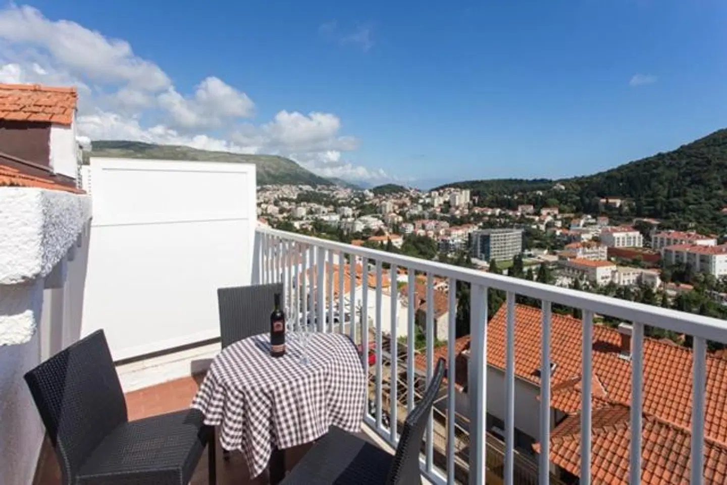 Apartment and Rooms Zora Terrasse