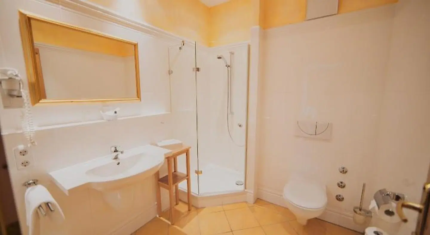 Glasl's Landhotel Badezimmer