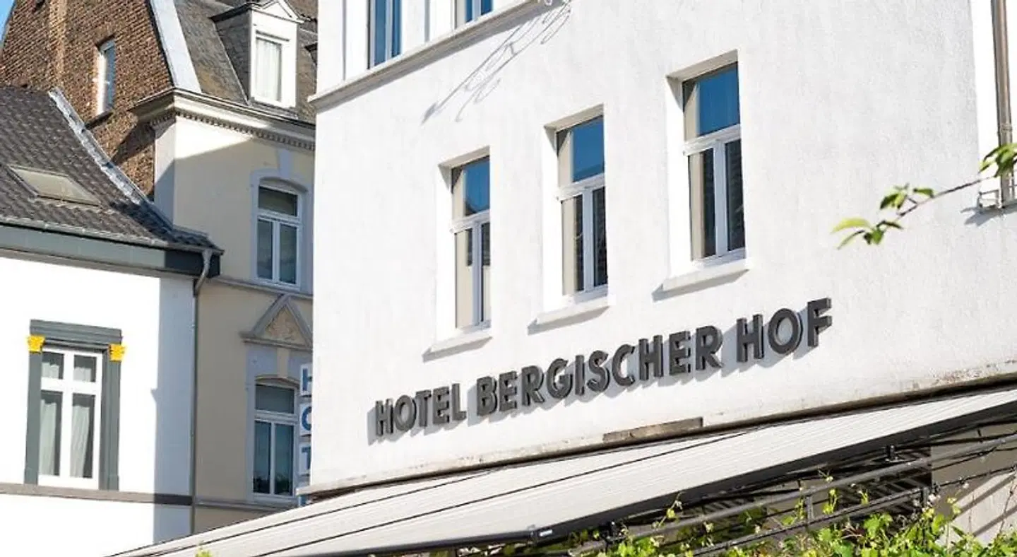 Bergischer Hof EXTERIOR