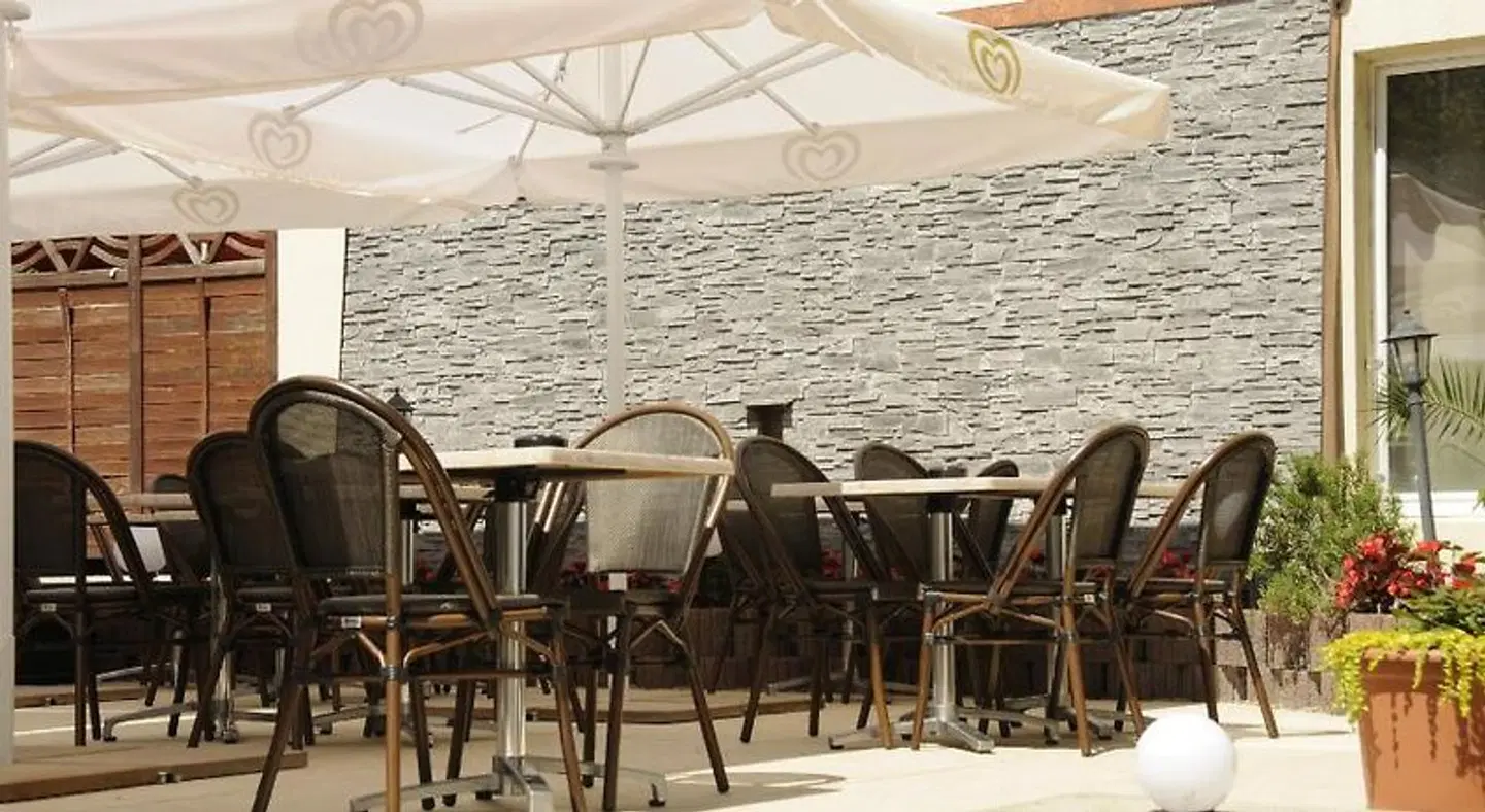La Croix Verte Bar