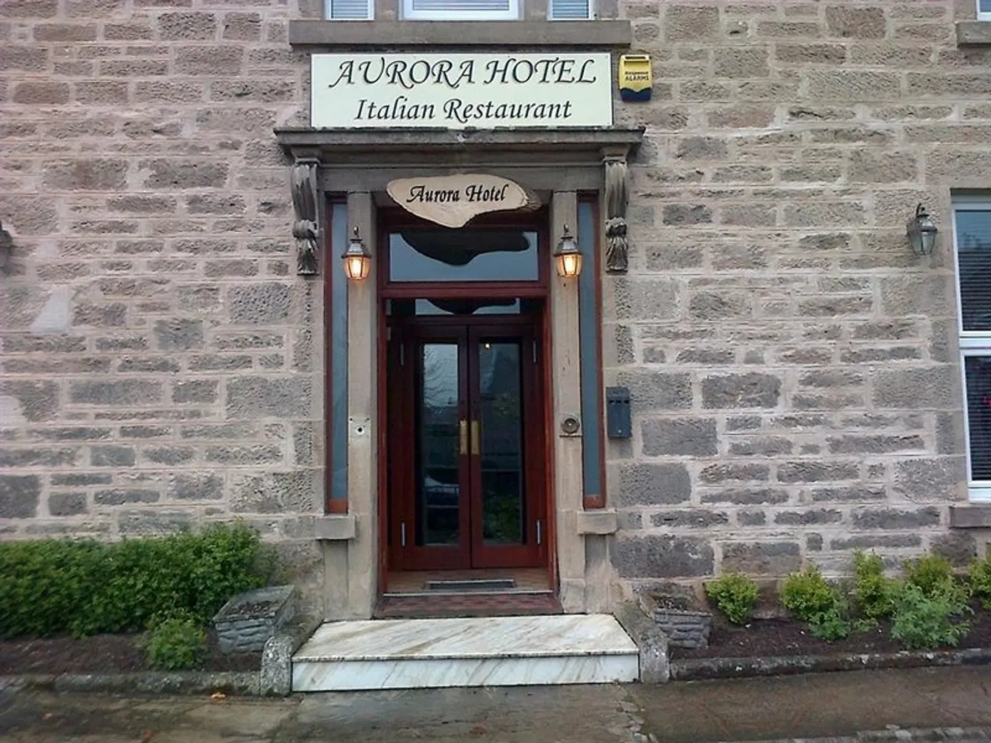 Aurora Hotel EXTERIOR